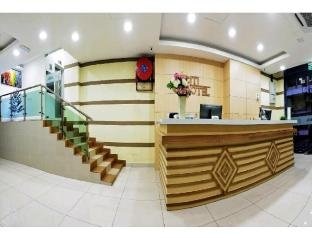 CITI HOTEL @ KL SENTRAL - Tap to explore photos