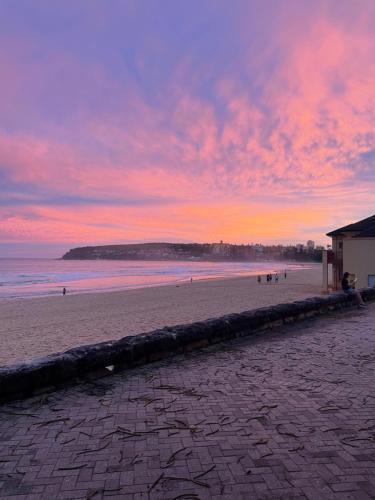 Manly Bunkhouse - Hostel - Tap to explore photos