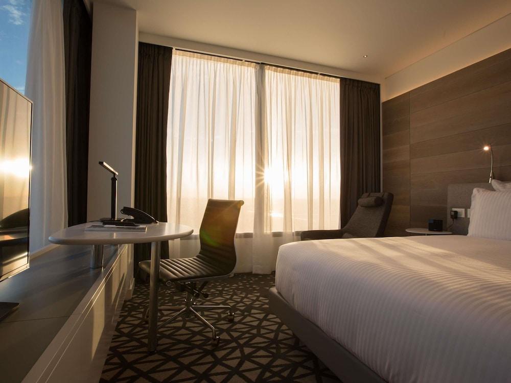 Pullman Sydney Airport
