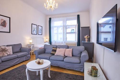 Charles Bridge Premium Apartments - Tap to explore photos