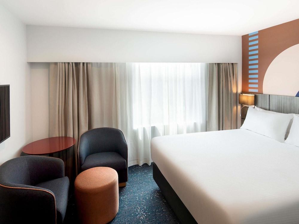 ibis Styles Sydney Central Room Type - Deluxe Room, 1 King Bed