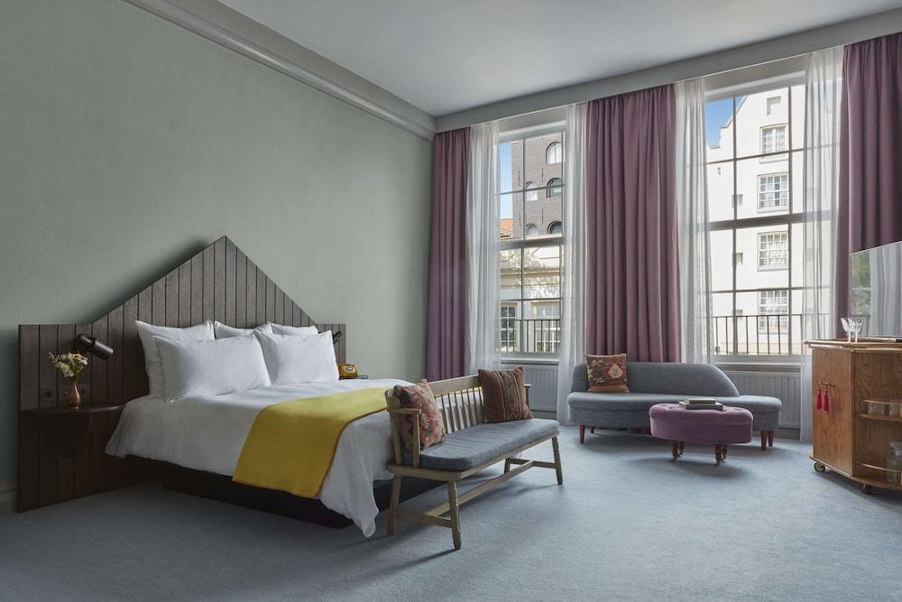 Pulitzer Amsterdam Room Type - Room (Generous King)