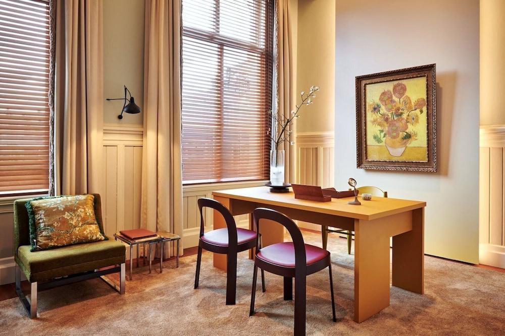 De L'Europe Amsterdam Room Type - Suite (Van Gogh Museum Suite) De L'Europe Amsterdam Room Type - Suite (Van Gogh Museum Suite)