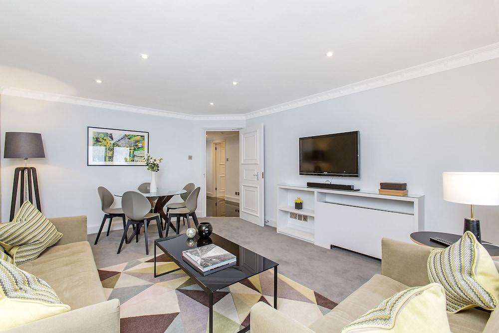 Mayfair House Room Type - Superior Apartment, 1 Bedroom