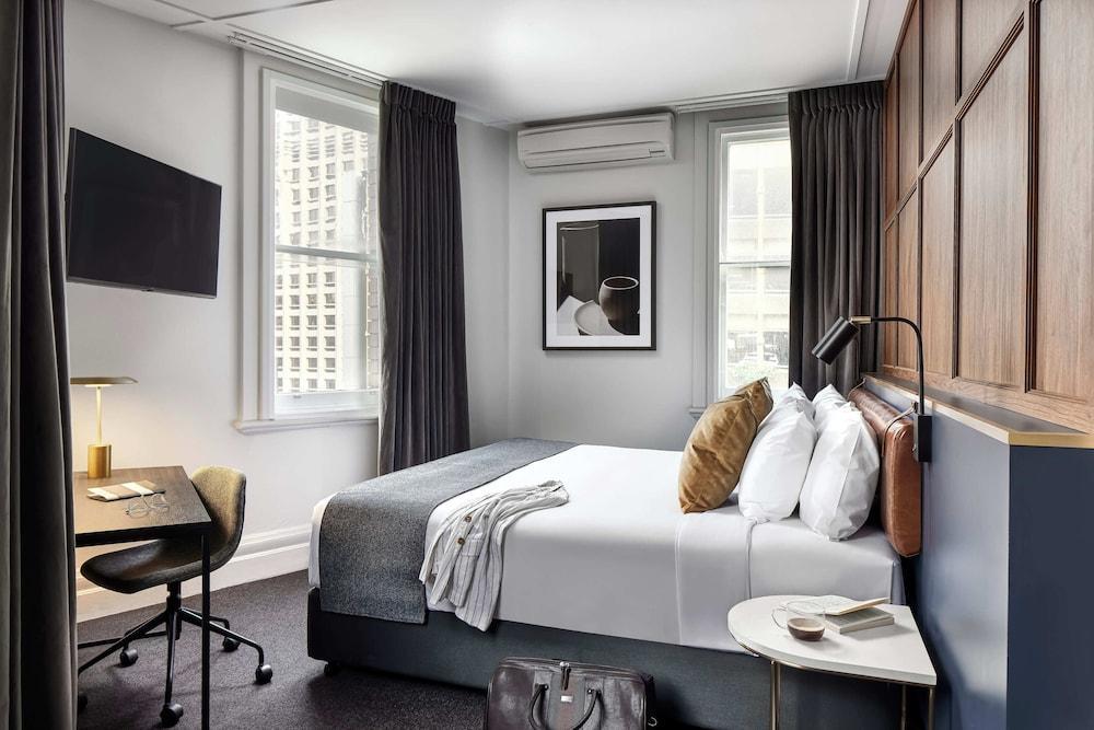 Veriu Central Room Type - Junior Suite King or Twin