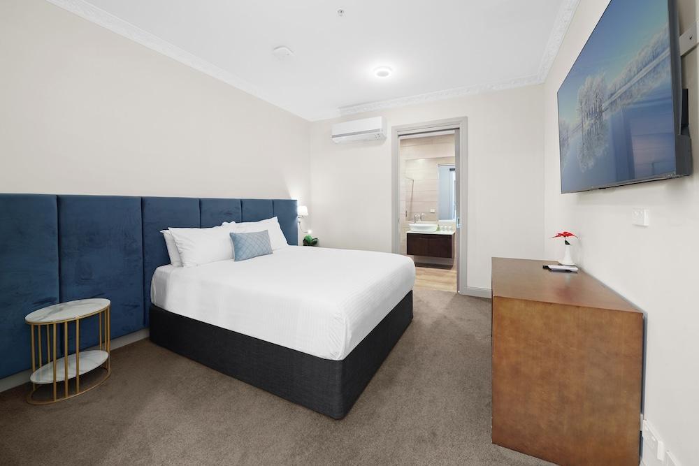 Clarendon Hotel Melbourne Room Type - Superior Double Room