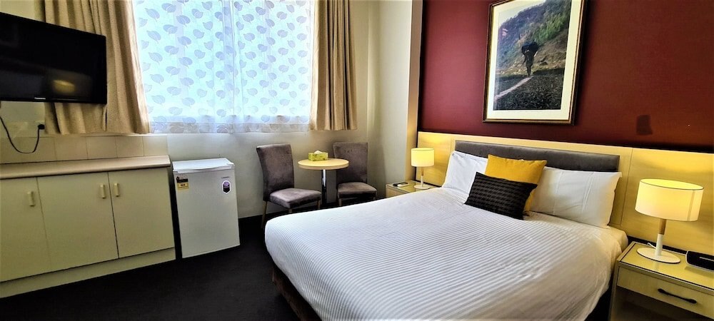 Brunswick Tower Hotel Room Type - Deluxe Double Room