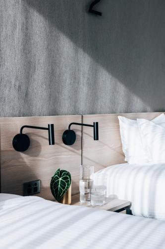 Novotel Melbourne South Wharf - Tap to explore photos