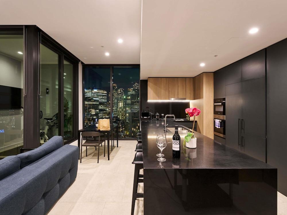 Novotel Melbourne South Wharf Room Type - Deluxe Apartment, 2 Bedrooms, City View