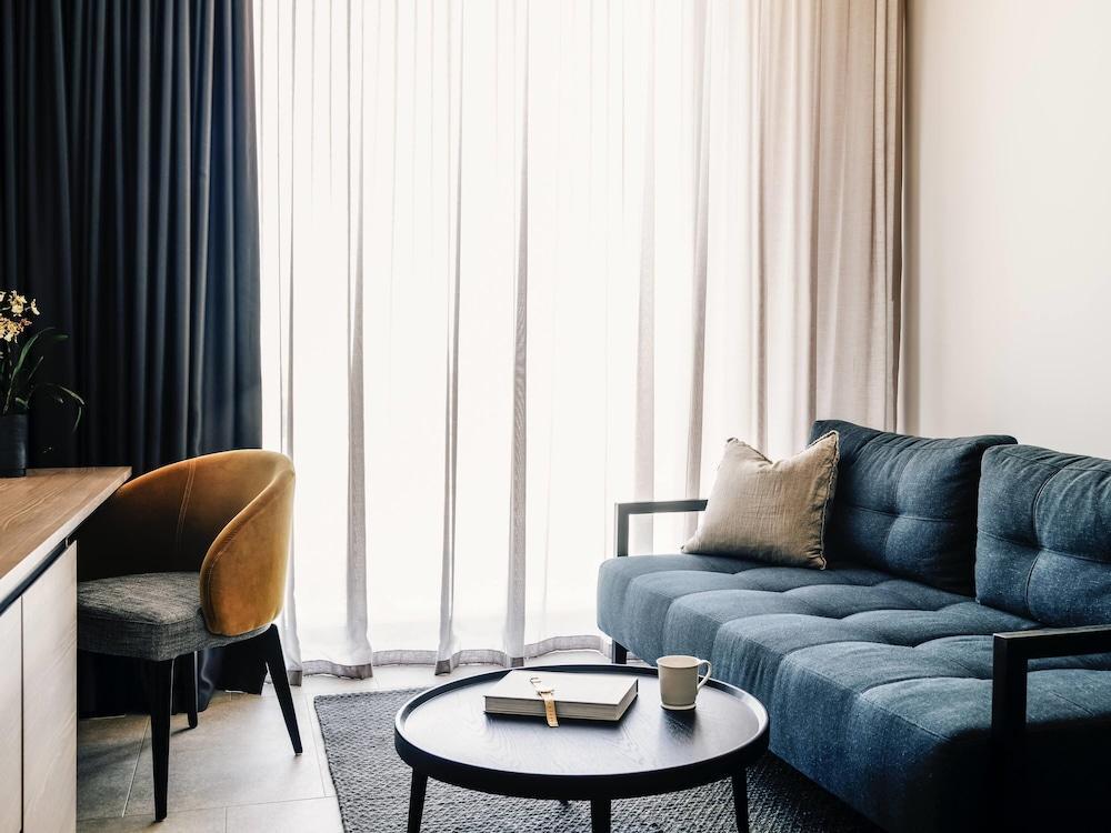 Novotel Melbourne South Wharf Room Type - Suite, 1 Bedroom, City View