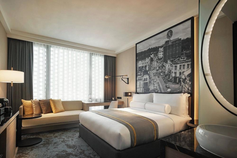 Hotel Stripes Kuala Lumpur, Autograph Collection Room Type - Deluxe Room, 1 King Bed