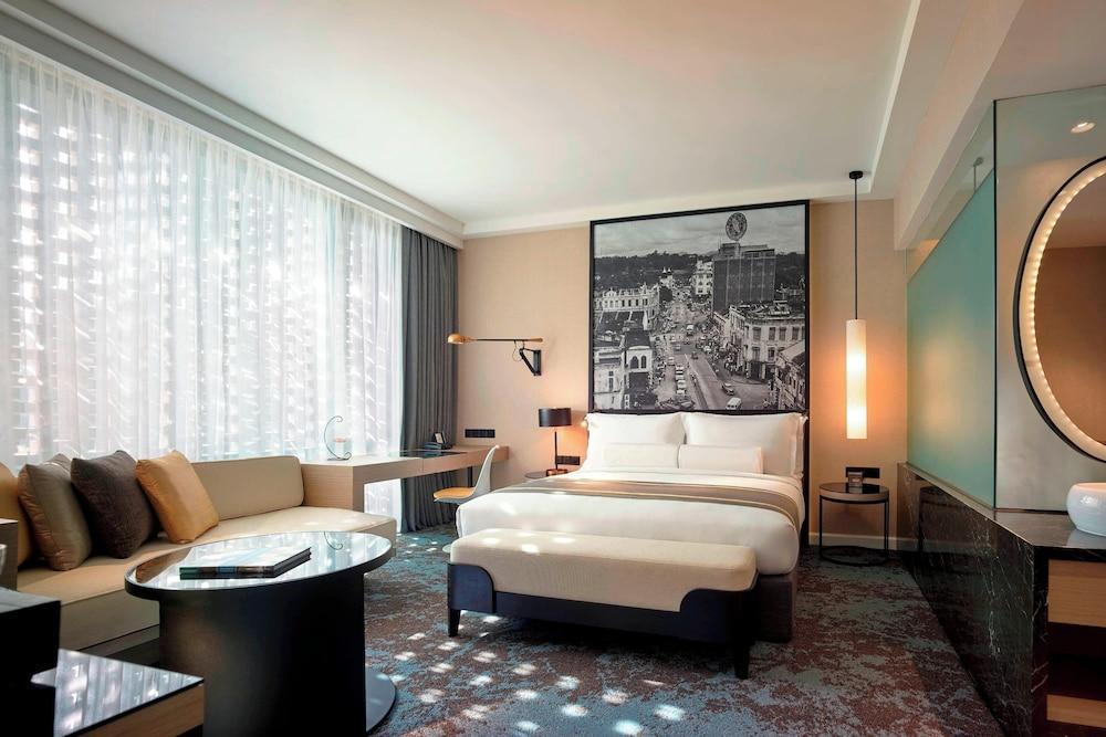 Hotel Stripes Kuala Lumpur, Autograph Collection Room Type - Studio, 1 King Bed with Sofa bed Hotel Stripes Kuala Lumpur, Autograph Collection Room Type - Studio, 1 King Bed with Sofa bed