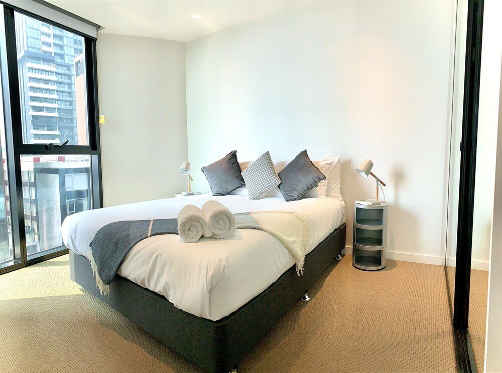 ReadySet Apartments at Lighthouse Room Type - City Apartment, 2 Bedrooms ReadySet Apartments at Lighthouse Room Type - City Apartment, 2 Bedrooms