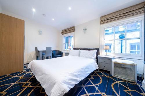 Hyde Park Rooms & Apartments Room Type - Double Room with Shower