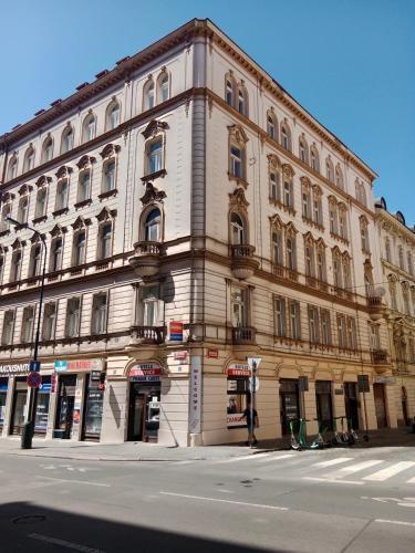 Welcome Hostel & Apartments Praguecentre - Tap to explore photos