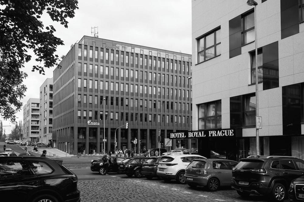 Hotel Royal Prague - Tap to explore photos