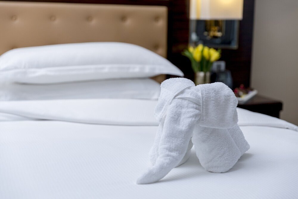 The Kunlun Jing An Room Type - Executive Suite (Executive Panorama) The Kunlun Jing An Room Type - Executive Suite (Executive Panorama)