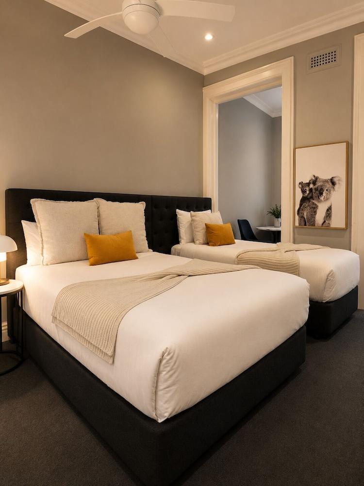 Bayswater Boutique Lodge - Potts Point - Tap to explore photos