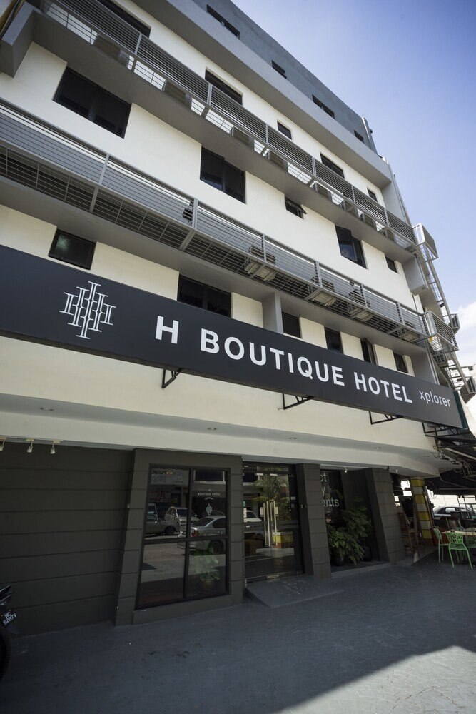H Boutique Hotel Xplorer Maluri Cheras Kuala Lumpur Kuala Lumpur Price Address Reviews What are the travel restrictions in sri rampai lrt station? makemytrip