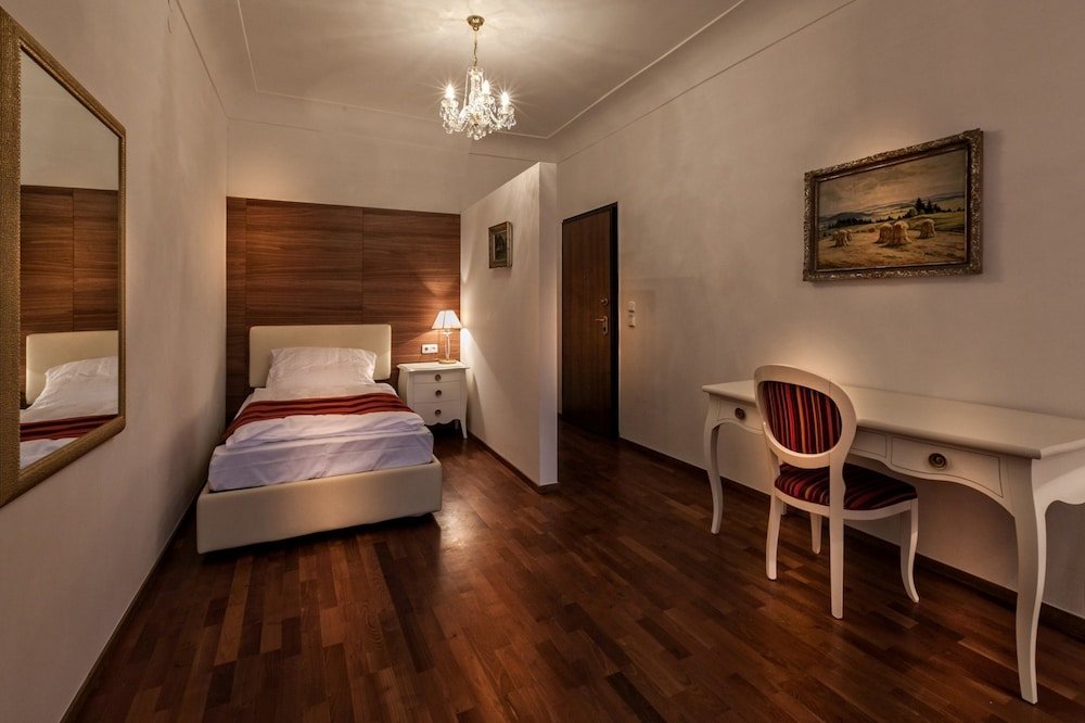 Little King Hotel U Malvaze Room Type - Executive Triple Room
