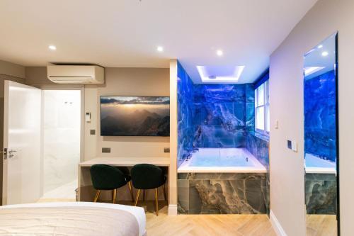 NOX West Hampstead - Tap to explore photos