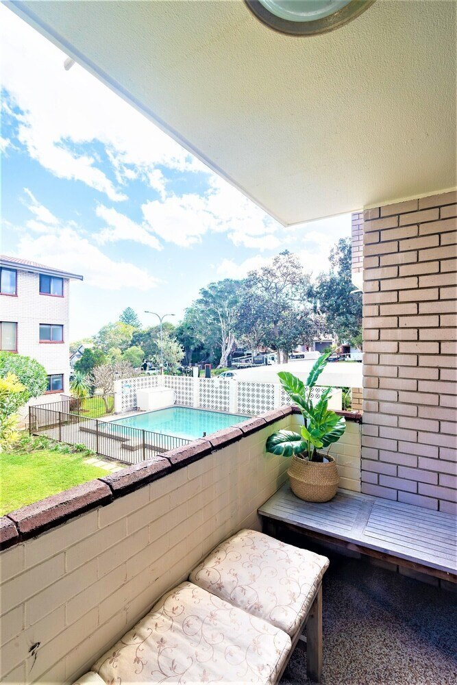 Bondi Beach Oasis - Tap to explore photos