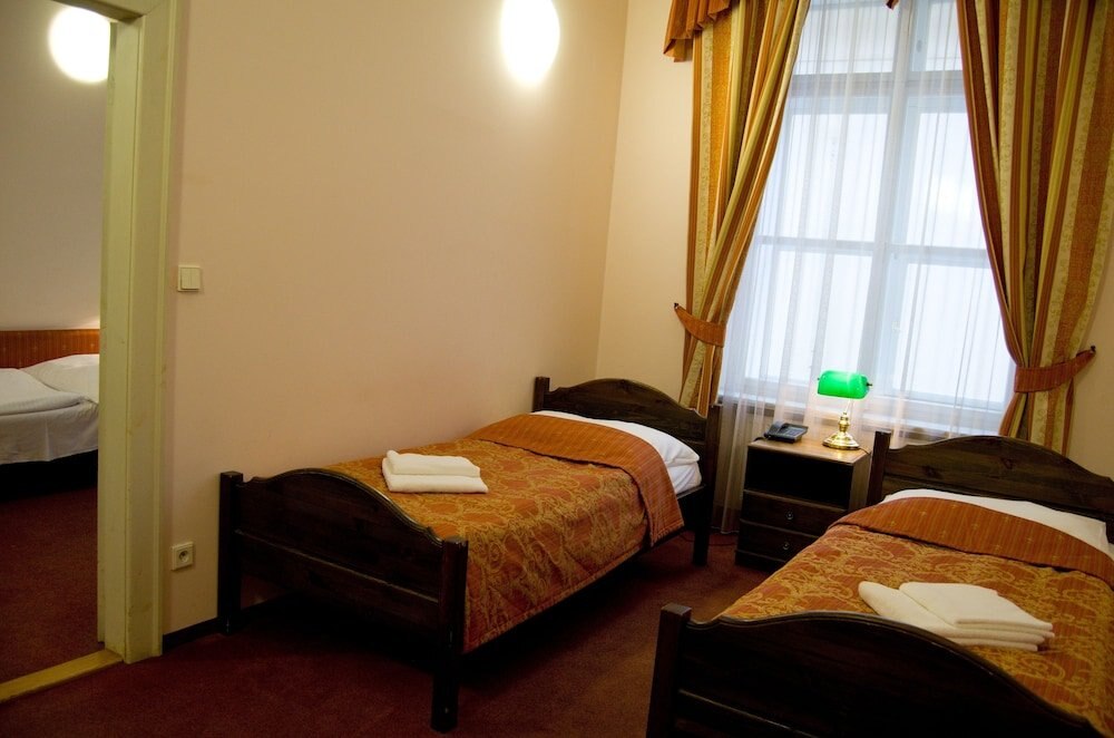 U Medvidku - Brewery Hotel Room Type - Standard Triple Room U Medvidku - Brewery Hotel Room Type - Standard Triple Room