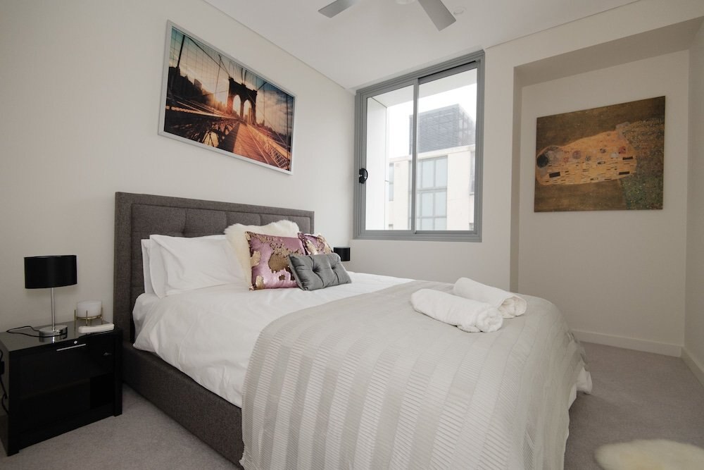Pelicanstay in Bondi Junction - Tap to explore photos