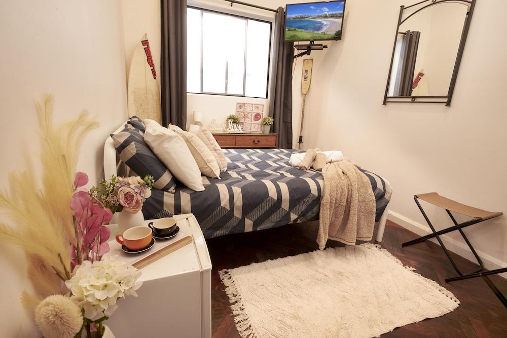 PodBed Coogee Beachside - Hostel Room Type - Double Room Share Bathroom