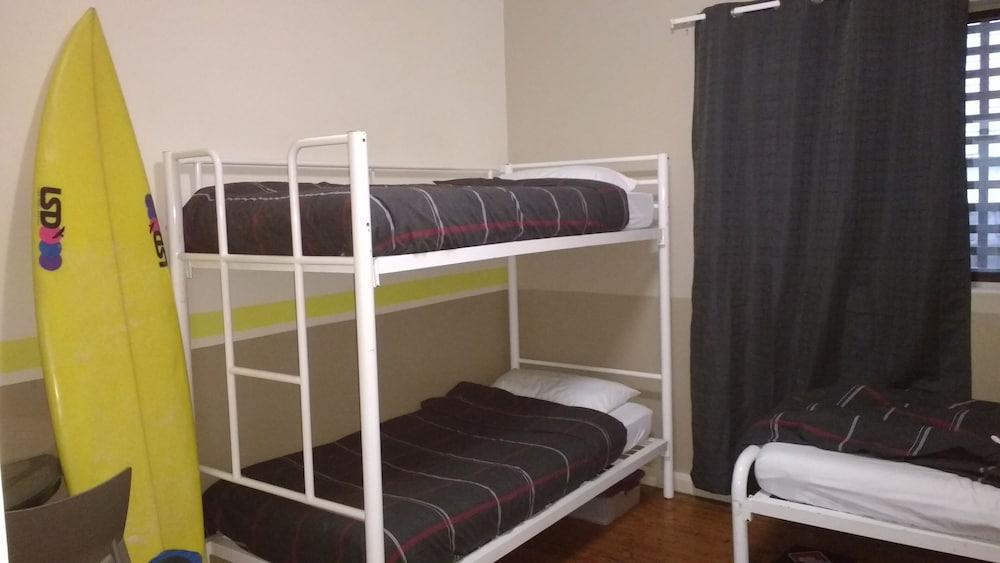 PodBed Coogee Beachside - Hostel Room Type - Bed in 6 Bed Mix Dormitory (18-35 age only)