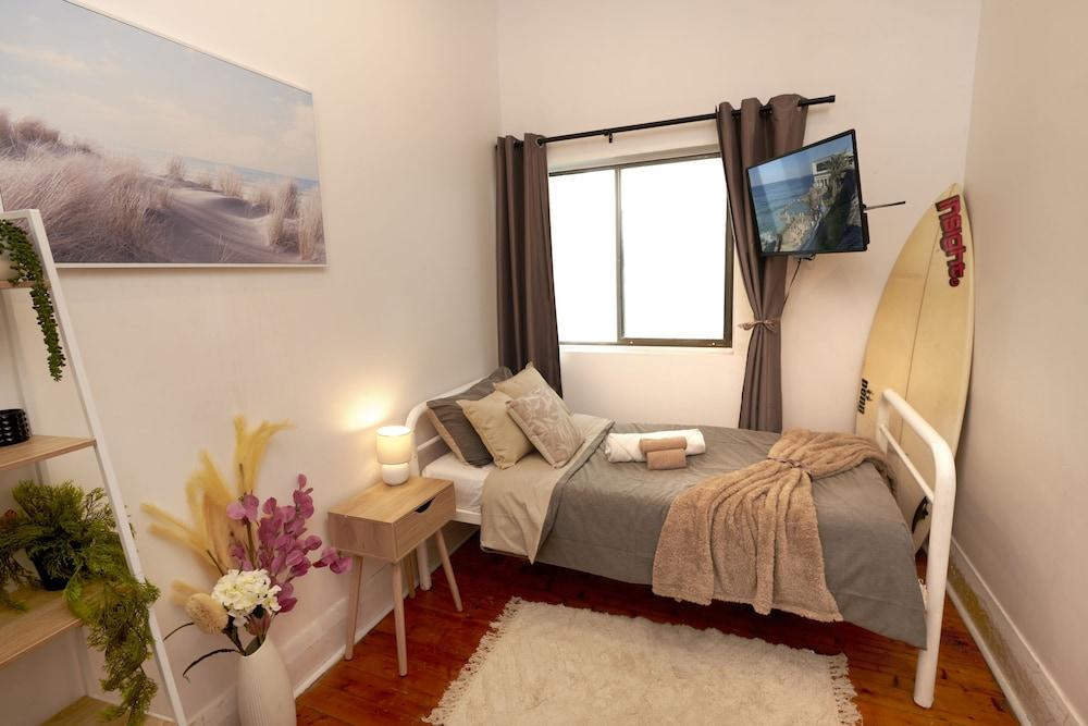 PodBed Coogee Beachside - Hostel Room Type - Single Room Share Bathroom