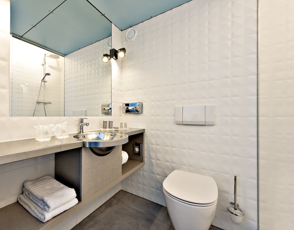 WestCord Art Hotel Amsterdam 3 - Tap to explore photos