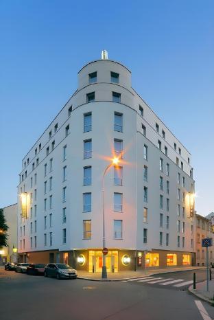 B&B Hotel Prague-City - Tap to explore photos
