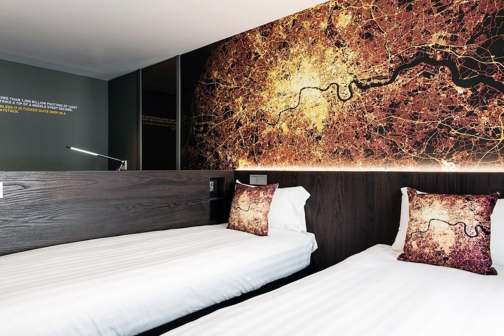 Heeton Concept Hotel - Luma Hammersmith Room Type - Luma Twin Room