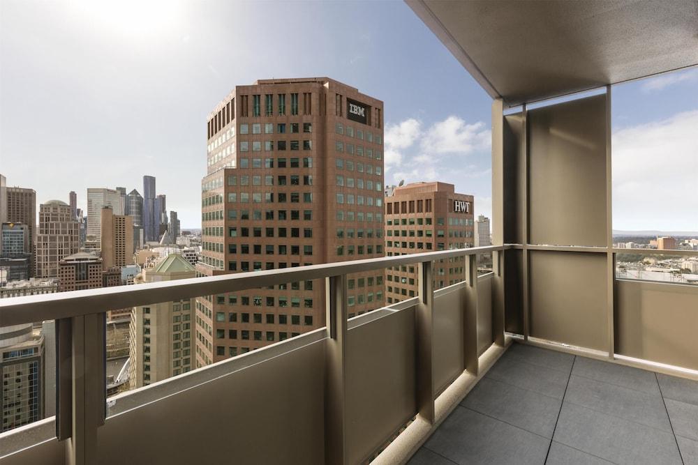 Oaks Melbourne Southbank Suites Room Type - 2 Bedroom Apartment- City View