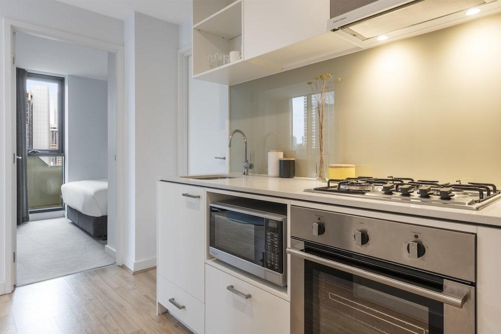 Oaks Melbourne Southbank Suites Room Type - 2 Bedroom Apartment