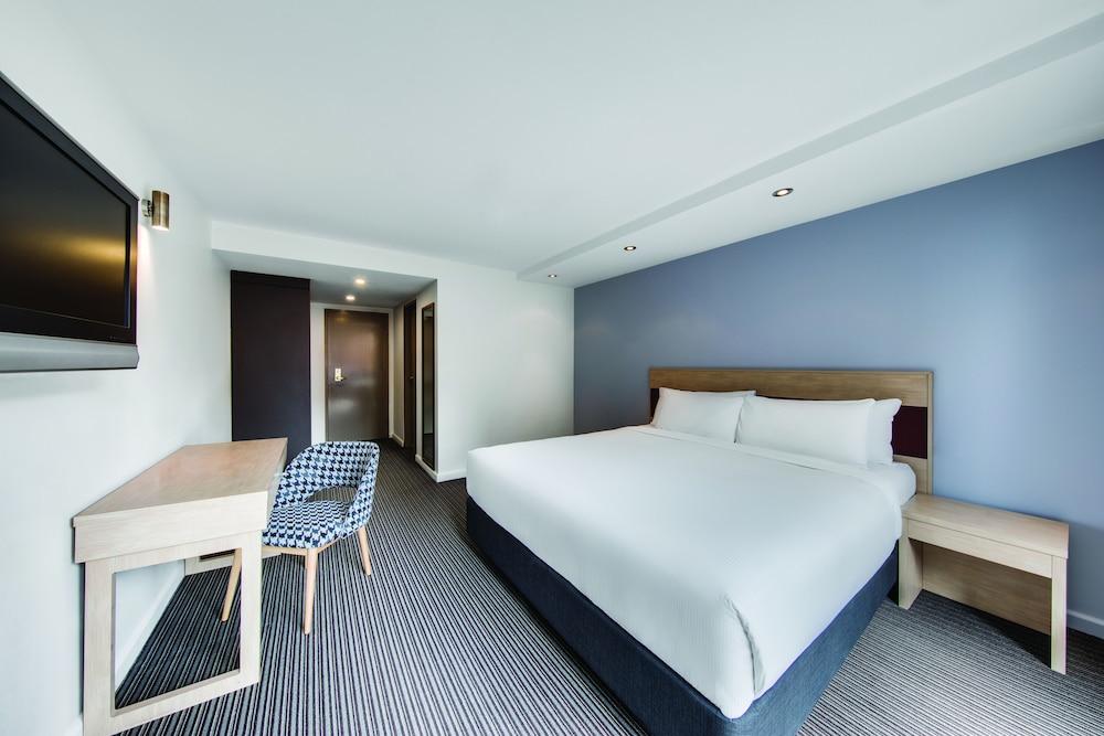 Central Studio Hotel Sydney Room Type - Superior Balcony Room
