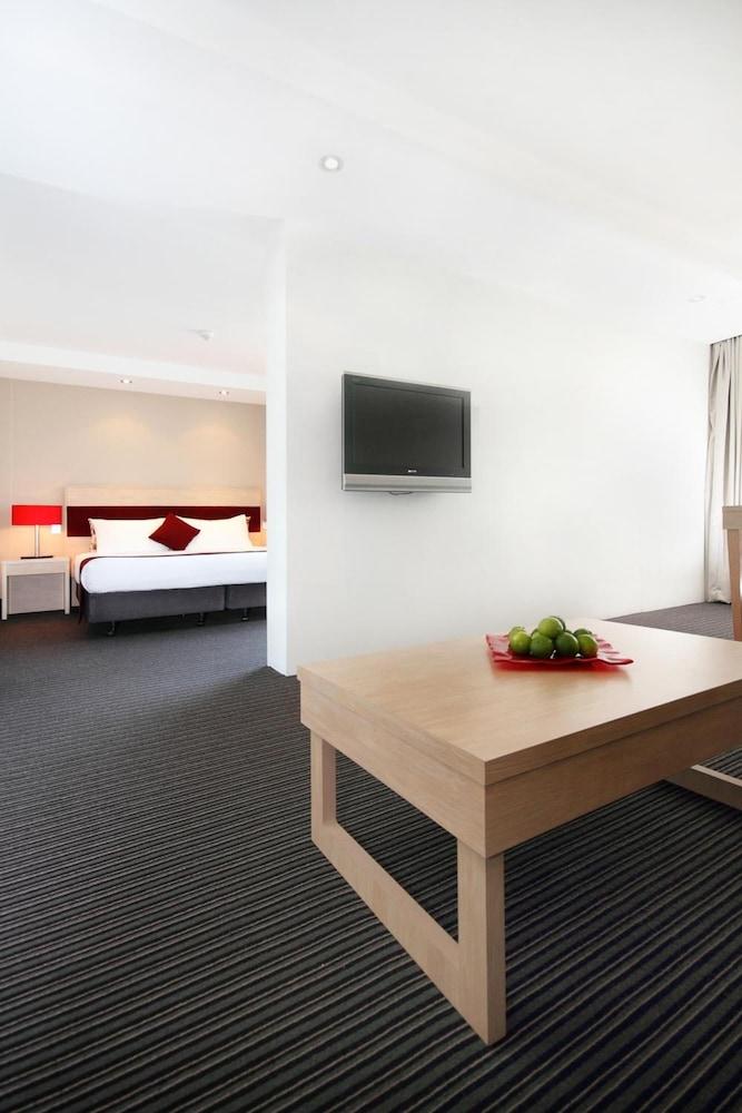 Central Studio Hotel Sydney Room Type - Junior Suite
