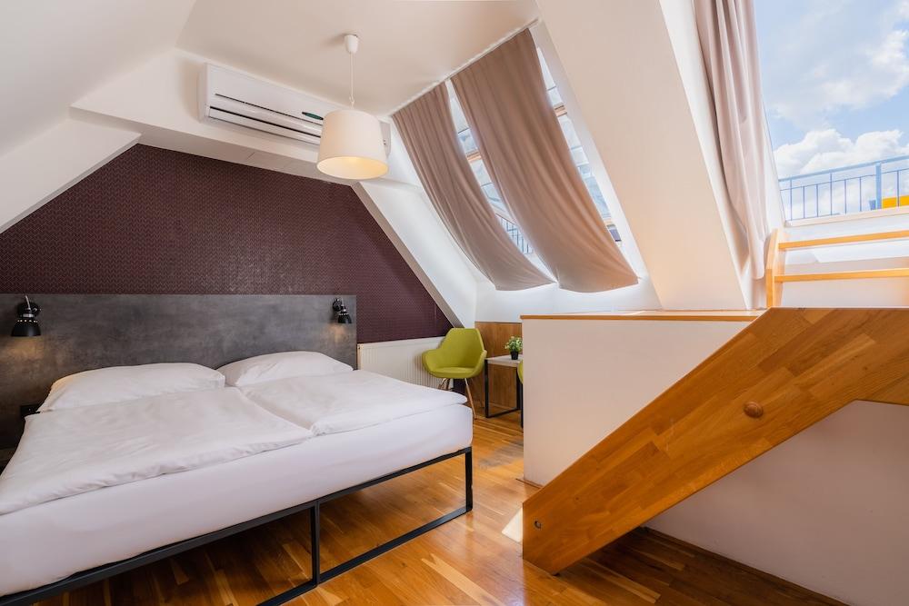 EA ApartHotel Melantrich Room Type - Maisonet with Terrace