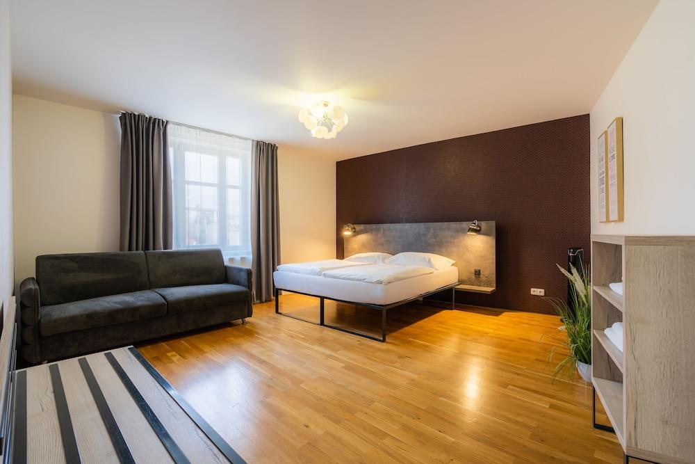 EA ApartHotel Melantrich Room Type - Superior Apartment, Terrace (8 People) EA ApartHotel Melantrich Room Type - Superior Apartment, Terrace (8 People)