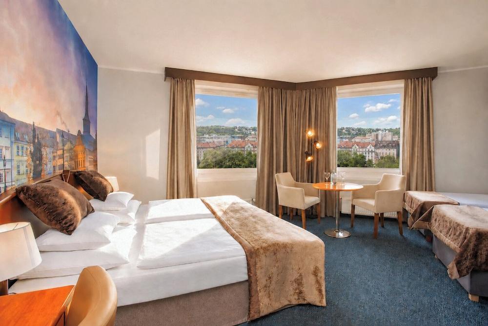 Plaza Boutique Hotel – Czech Leading Hotels Room Type - Family Room