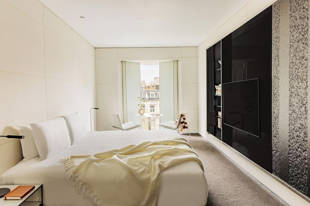 ME London Room Type - Superior ME City View