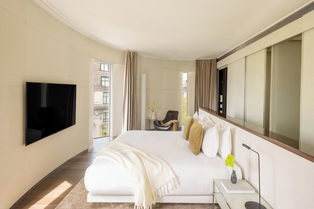 ME London Room Type - Panoramic Suite, 3 Bedrooms, City View (6+2) ME London Room Type - Panoramic Suite, 3 Bedrooms, City View (6+2)