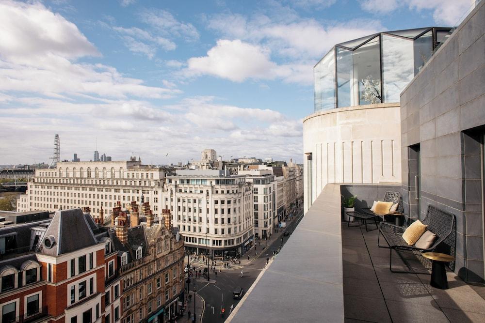 ME London Room Type - Ultimate ME+ Suite Duplex Penthouse ME London Room Type - Ultimate ME+ Suite Duplex Penthouse