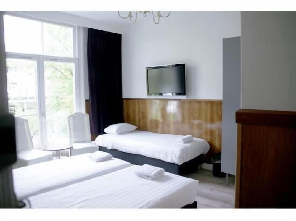 Hotel Kap Room Type - Standard Quadruple Room