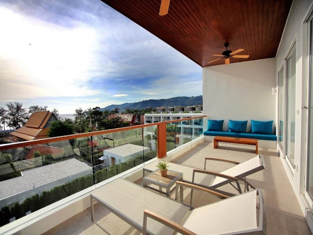 Nap Patong Hotel Room Type - BlueMoon Suite