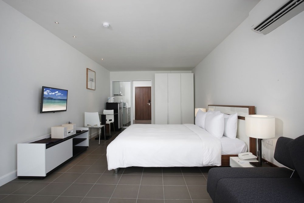 Nap Patong Hotel Room Type - DayLight Family