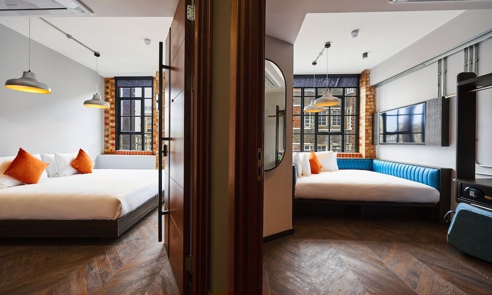 New Road Hotel Room Type - Family Room