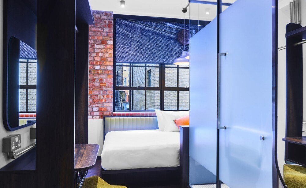 New Road Hotel Room Type - Pocket Double