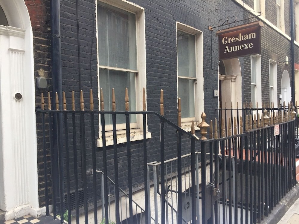 Gresham Hotel Bloomsbury - Tap to explore photos